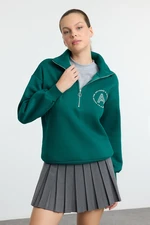 Trendyol Emerald Green Slogan Printed Oversize/Wide Fit Thick Inside Fleece Knitted Sweatshirt