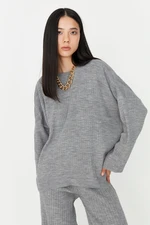 Trendyol Gray Basic Crew Neck Sweater Top-Upper Suit