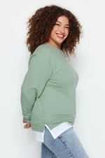 Trendyol Curve Green Bottom T-Shirt Pull-out Look Thin Knitted Sweatshirt