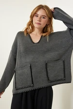 Happiness İstanbul Women's Anthracite Stitch Detailed Pocket Knitwear Sweater