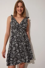 Happiness İstanbul Women's Black Summer Floral Viscose Dress