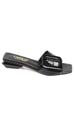 Capone Outfitters Capone Buckle Low Heeled Black Women's Slippers