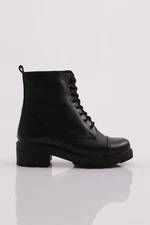 DGN Madrid-03k Women's 22k Lace Up Boots Black