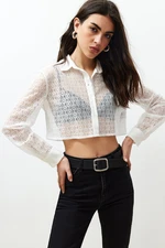 Trendyol Ecru Lace Crop Regular Regular Fit Woven Shirt