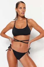 Trendyol Black Tunnel Dół od bikini z regularnymi nogawkami