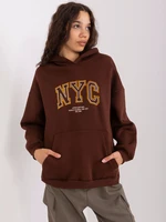 Dark brown kangaroo sweatshirt with inscription