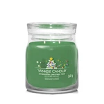 YANKEE CANDLE Signature Vonná svíčka střední 2 knoty Shimmering Christmas Tree 368 g