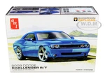 Skill 2 Model Kit 2009 Dodge Challenger R/T 1/25 Scale Model by AMT