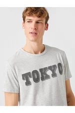 Tričko Koton Slim Fit Tokyo s potiskem