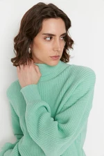 Trendyol Sweater - Grün - Regular fit