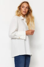 Trendyol smetanově bílá košile s dvojitými manžetami, oversize/volný střih, tkaná