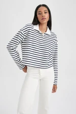 DEFACTO Regular Fit Striped Polo Neck Sweatshirt