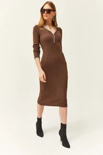 Olalook Women's Brown V-Neck Zippered Thick Ribbed Midi Dress