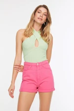 Trendyol Folded Fuchsia Legs Denim Shorts