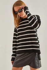 Bianco Lucci Women's Crew Neck Striped Knitwear Sweater