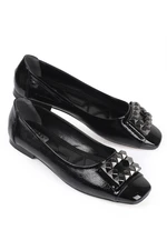 Capone Outfitters 070 Women's Metal Buckle Flats