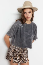 Trendyol Anthracite 100% Cotton Faded Effect Printed Crop Crew Neck Knitted T-Shirt