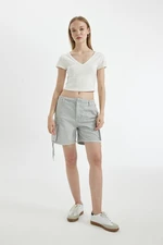 DEFACTO Cool Regular Fit Normal Waist Short Leg Gabardine Shorts