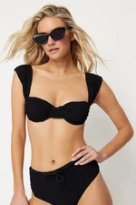 Bikiny vrchný diel Trendyol Textured