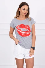 Blouse with gray lip print