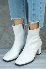 Mio Gusto Macy Alligator Pattern White Women's Heeled Boots.