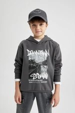 DEFACTO Boy&#39;s Hooded Printed Thick Sweatshirt