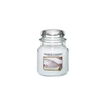 Vonná sviečka Yankee Candle Angel's Wings, doba horenia 65 h