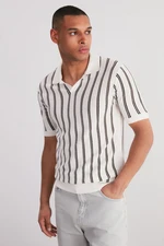 Trendyol Ecru Regular Fit Stripe Openwork Wacky Patch Limited Edition Knitwear Polo Neck T-Shirt