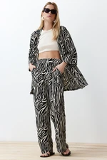 Trendyol Black Printed Comfortable Cut Flexible Kimono Knitted Bottom-Top Set