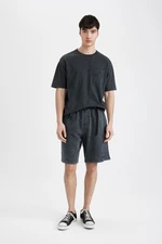 DEFACTO Oversize Fit Straight Leg Shorts