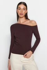 Trendyol Brown Boat Neck Open Shoulder Pleated Fitted/Sticky Cotton Knitted Blouse