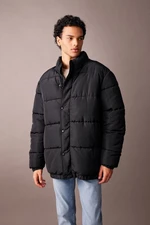 DEFACTO Regular Fit Stand Collar Zippered Snap Closure Pocket Puffer Jacket