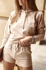 Women's sweatshirt with short beige shorts