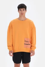 Dagi Orange Men's Pocket Detailed Sweatshirt