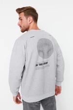 Trendyol Men's Gray Oversized Crew Neck Long Sleeves Mystical Printed Sweatshirt with Soft Pile.