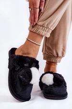 Lady's slippers with pompom and fur Black Sahira