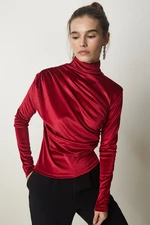 Happiness İstanbul Women's Red Gathered Collar Elegant Velvet Blouse