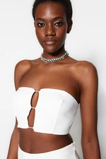 Trendyol Ecru Crop Podšitý Tkaný Lesklý Kamenový Bustier s Detaily Okna/Výřezu