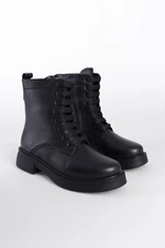 Capone Outfitters Women's Lace-Up Leather Boots