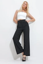 Trend Alaçatı Stili Women's Black Striped Double Pocket Palazzo Knitted Trousers