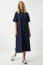 Happiness İstanbul Women's Navy Blue Crew Neck Loose Comfortable Combed Cotton Dress