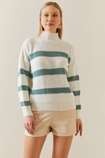 XHAN Ecru Striped Turtleneck Sweater