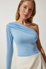 Happiness İstanbul Women's Sky Blue One-Shoulder Gathered Detailed Knitted Blouse