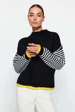 Trendyol Black Color Block Sweter z dzianiny