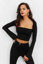 Cool & Sexy Women's Black Windowed Crop Blouse B1905