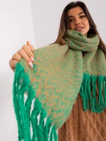 Women's scarf with green and camel pattern