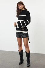 Trendyol Black Wide Pattern Striped Knitwear Sweater