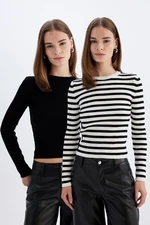 DEFACTO Basic 2-Pack Plain-striped Crew Neck Fitted Knit Sweater