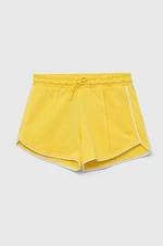 Detské bavlnené šortky United Colors of Benetton žltá farba, jednofarebné