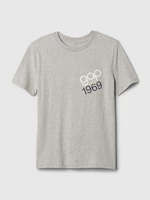 Šedé chlapčenské žíhané tričko s logom GAP